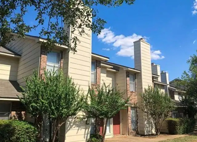 Property at 313-315 Romana Cir Unit 313-A, Hewitt, TX, 76643, 2 beds, 2.5 baths, [object Object]