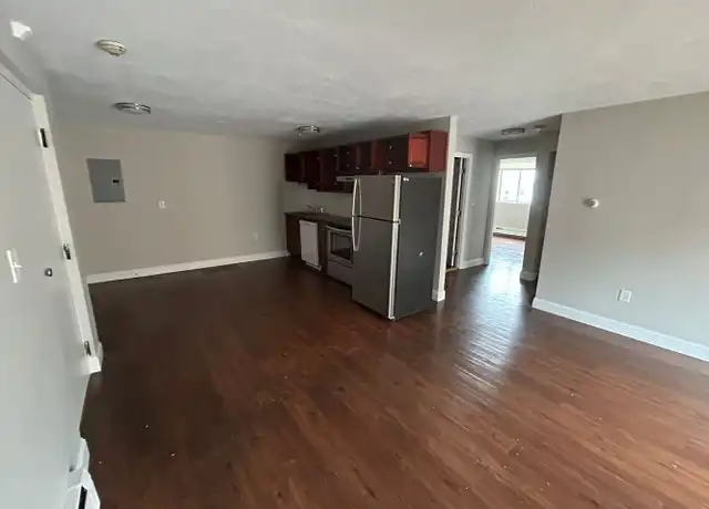 Property at 86 Harvard St Unit 86-3C, Chelsea, MA, 02150, 2 beds, 1 bath, [object Object]