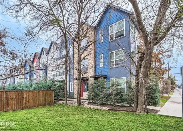 Property at 301 Lamar St Unit 2, McKinney, TX, 75069, 2 beds, 2 baths, [object Object]