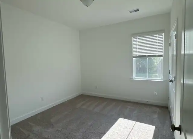 Property at 153 Hawthorne Landing Dr, Goose Creek, SC, 29445, 1 bed, 1 bath, [object Object]