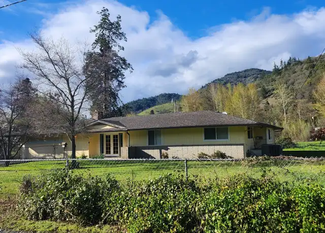 Property at 4542 Averill Dr, Grants Pass, OR, 97526, 3 beds, 2 baths, [object Object]
