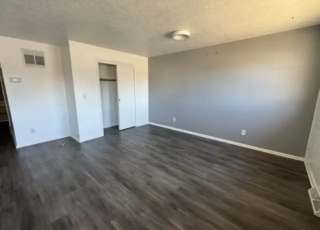 Property at 212 N Sheridan St, Minneapolis, KS, 67467, 1 bed, 1 bath, [object Object]