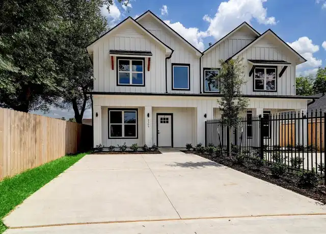 Property at 9306 East Avenue L Unit 1, Houston, TX, 77012, 3 beds, 2.5 baths, [object Object]