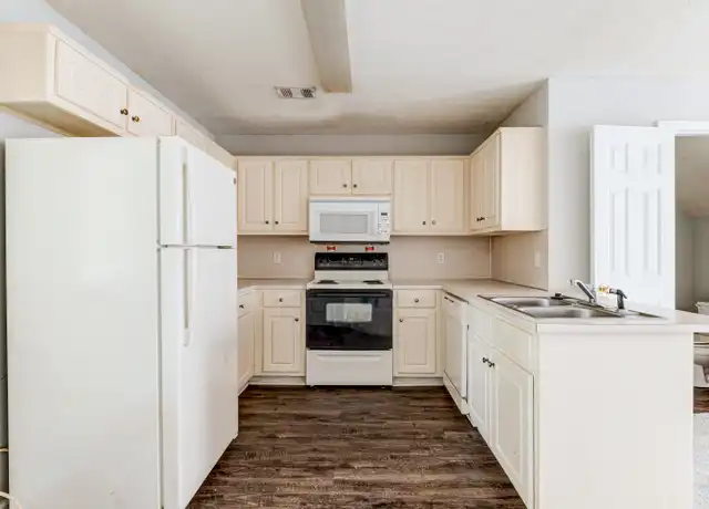 Property at Trace Townhomes - 3715 Willis Rd, Columbus, GA, 31904, 2 beds, 2.5 baths, [object Object]