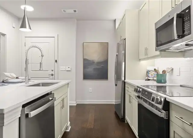 Property at 2420 Peachtree Rd Unit 1433, Atlanta, GA, 30305, 1 bed, 1 bath, [object Object]