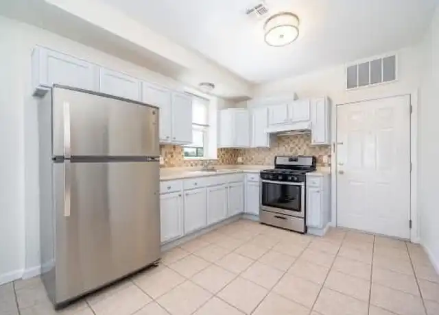 Property at 613 Ridge Rd, Lyndhurst, NJ, 07071, 2 beds, 1 bath, [object Object]