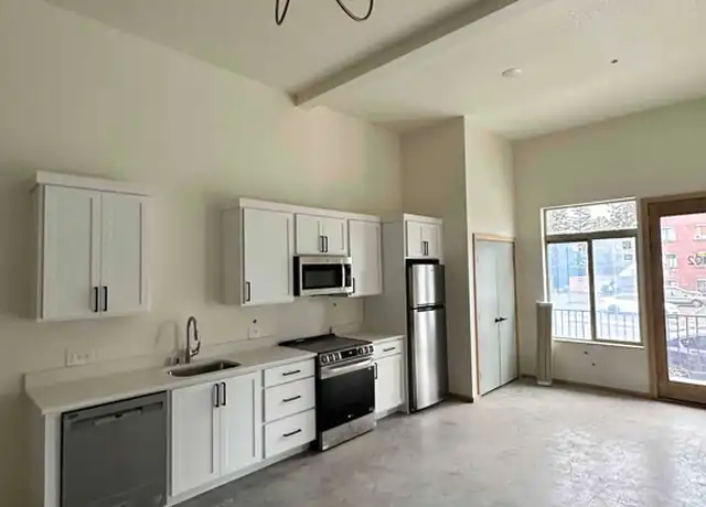 Property at 617 S Adams St Unit 102, Spokane, WA, 99204, 2 beds, 1 bath, [object Object]