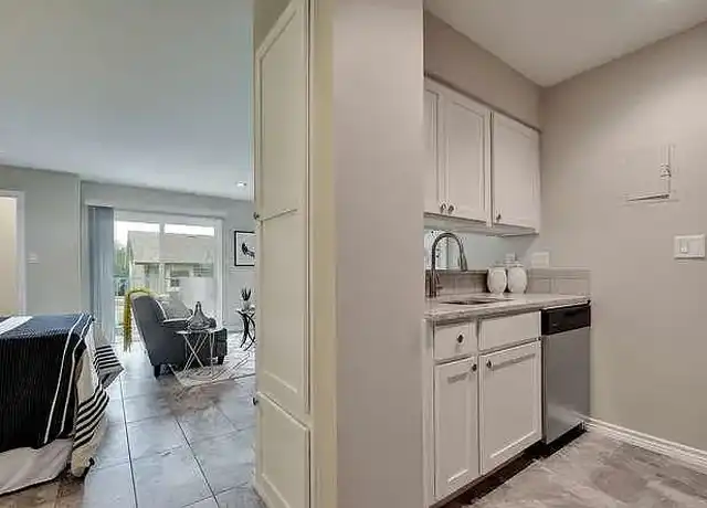 Property at City Scene Apartments - 3819 Southway Dr, Austin, TX, 78704, 0 beds, 1 bath, [object Object]