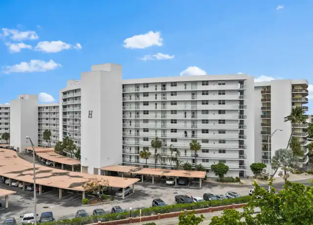 Property at 2731 NE 14th Street Cswy #919, Pompano Beach, FL, 33062, 1 bed, 1.5 baths, [object Object]