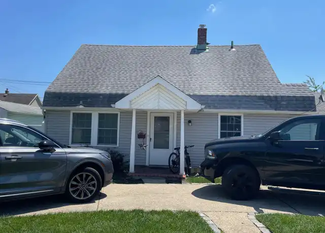 Property at 59 Wolcott Rd, Levittown, NY, 11756, 2 beds, 1 bath, [object Object]