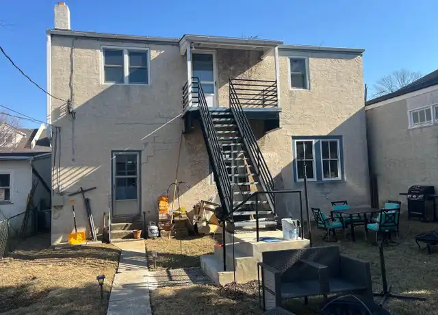 Property at 122 W 10th Ave Unit 2, Conshohocken, PA, 19428, 2 beds, 1 bath, [object Object]