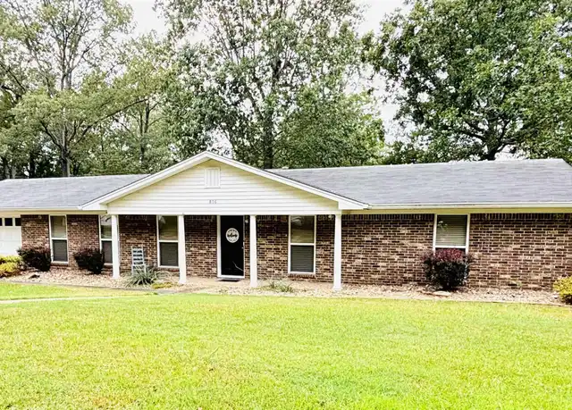 Property at 816 Teresa Dr, Benton, AR, 72019, 3 beds, 2 baths, [object Object]