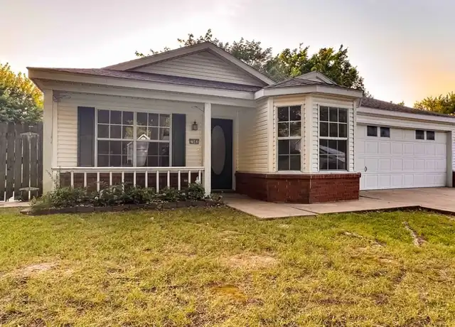 Property at 1541 N Timbercrest Ave, Fayetteville, AR, 72704, 3 beds, 2 baths, [object Object]