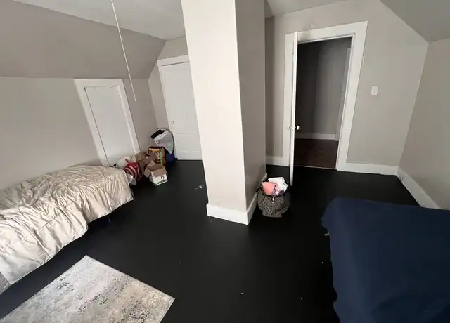 Property at 192 Beech St Unit 2, Holyoke, MA, 01040, 3 beds, 1 bath, [object Object]