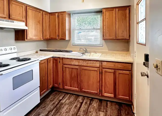 Property at 2713 S Burdick St, Kalamazoo, MI, 49001, 2 beds, 1 bath, [object Object]