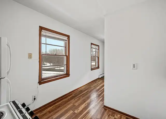 Property at Q2 Apartments - 4815 Cedar Lake Rd S, Minneapolis, MN, 55416, 1 bed, 1 bath, [object Object]