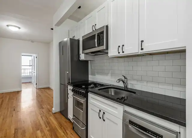Property at 172 E 82nd St Unit 5C, New York, NY, 10028, 2 beds, 1 bath, [object Object]
