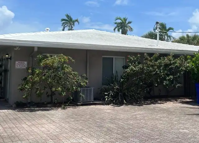 Property at 236 Neptune Ave Unit B, Lauderdale-By-The-Sea, FL, 33308, 2 beds, 2 baths, [object Object]