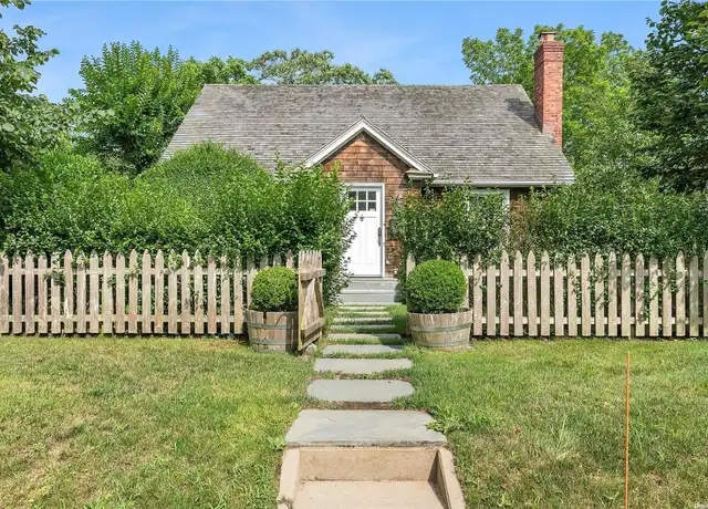 Property at 98 Sherrill Rd, East Hampton, NY, 11937, 4 beds, 2 baths, [object Object]