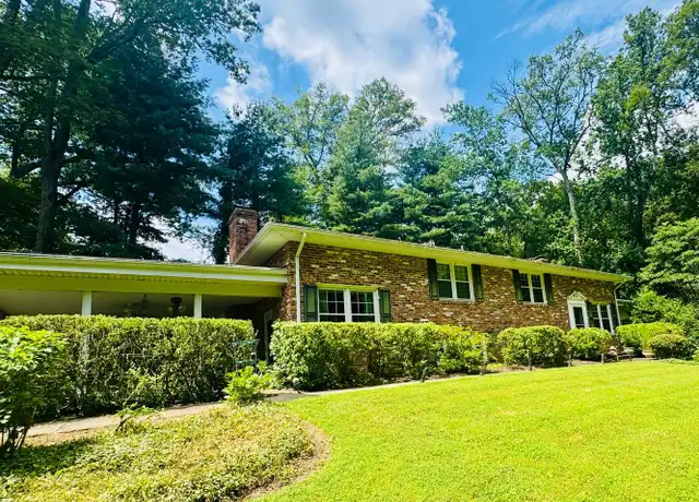 Property at 3500 Barkley Dr, Fairfax, VA, 22031, 4 beds, 3 baths, [object Object]
