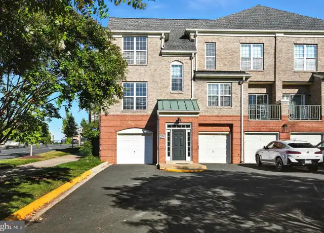 Property at 12180 Abington Hall Pl #206, Reston, VA, 20190, 3 beds, 2.5 baths, [object Object]