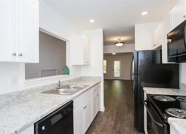 Property at Barrington Apartments - 101 Bevington Ct, Greenwood, SC, 29649, 1-3 bed, 1-2.5 bath, [object Object]