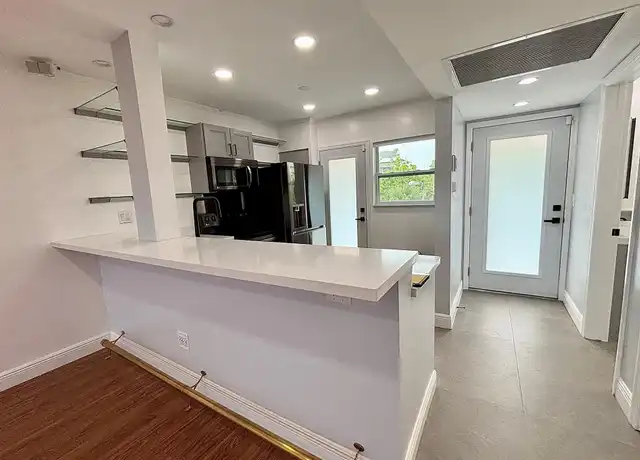 Property at 2820 NE 201st Ter Unit 326, Aventura, FL, 33180, 1 bed, 1.5 baths, [object Object]