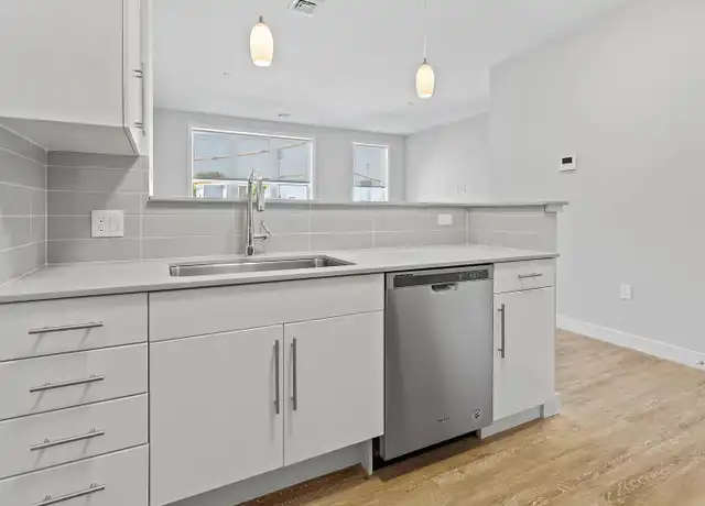 Property at 13 Shetland St Unit 403, Boston, MA, 02119, 1 bed, 1 bath, [object Object]