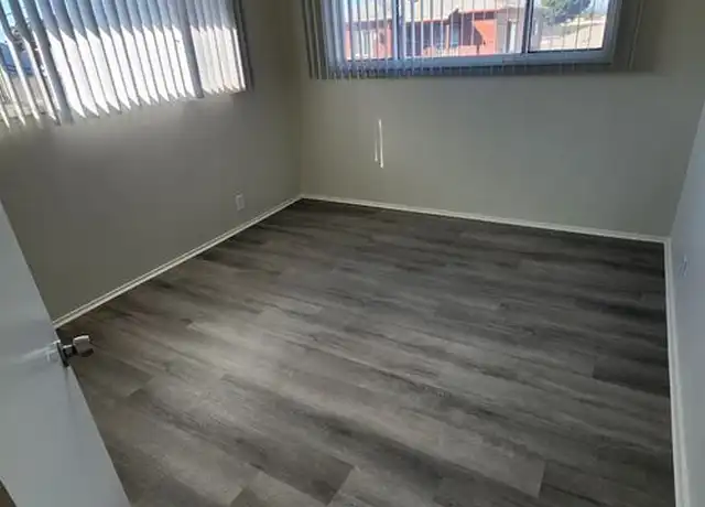 Property at 7015 8th Ave, Los Angeles, CA, 90043, 1 bed, 1 bath, [object Object]