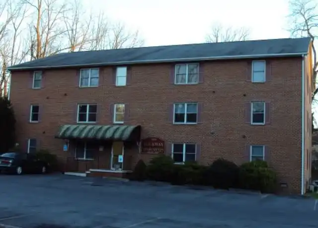 Property at 1020 Rockway St, Staunton, VA, 24401, 1 bed, 1 bath, [object Object]