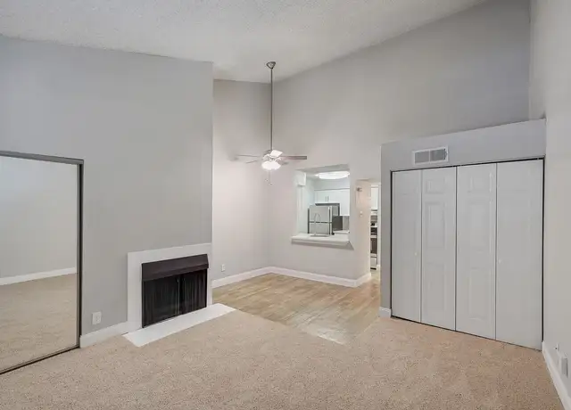 Photo of 10570 Stone Canyon Rd, Dallas, TX 75230