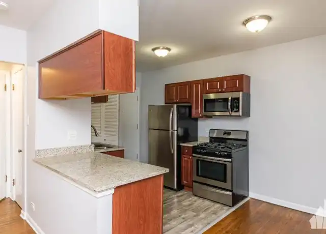 Property at 3710 N Sheffield Ave, Chicago, IL, 60613, 2 beds, 1 bath, [object Object]