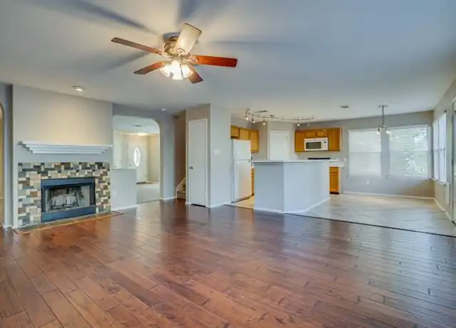 Property at 2032 Peregrine Ct, Lewisville, TX, 75077, 4 beds, 2.5 baths, [object Object]
