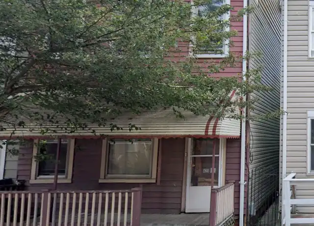 Property at 425 W College Ave, York, PA, 17401, 4 beds, 1 bath, [object Object]