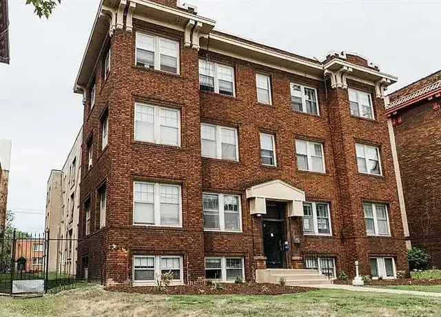 Property at 2222 Nicollet Ave, Minneapolis, MN, 55404, 1 bed, 1 bath, [object Object]