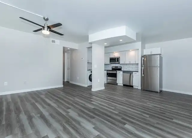 Property at Tides on Osborn - 1502 E Osborn Rd, Phoenix, AZ, 85014, 1 bed, 1 bath, [object Object]