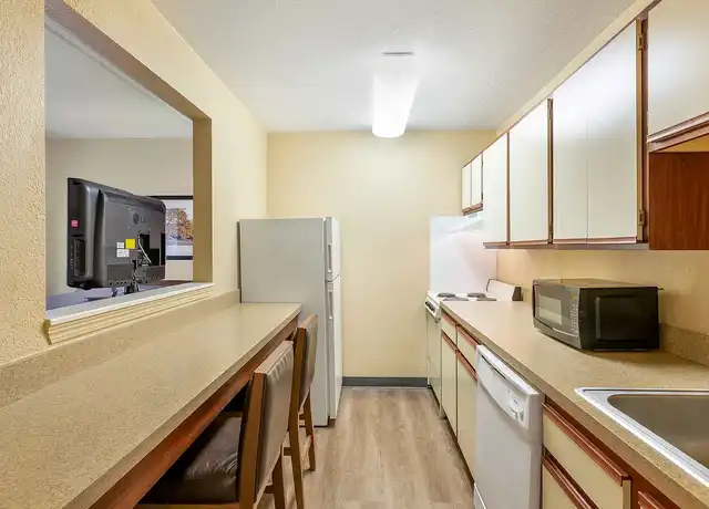 Property at Cleveland - Middleburg Heights - 17552 Rosbough Blvd, Cleveland, OH, 44130, 0 beds, 1 bath, [object Object]