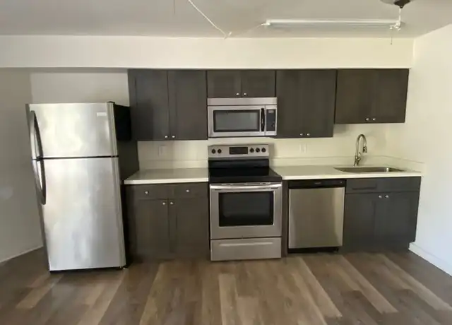 Property at 110 SE 8th St Unit 2, Gainesville, FL, 32601, 2 beds, 1 bath, [object Object]