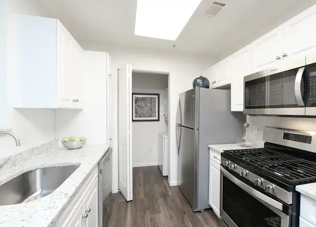 Photo of 870 Hartford Tpke, Shrewsbury, MA 01545
