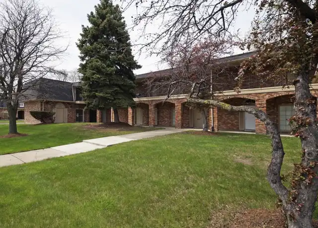 Property at 1105 N Stephenson Hwy Unit 1005-63, Royal Oak, MI, 48067, 1 bed, 1 bath, [object Object]