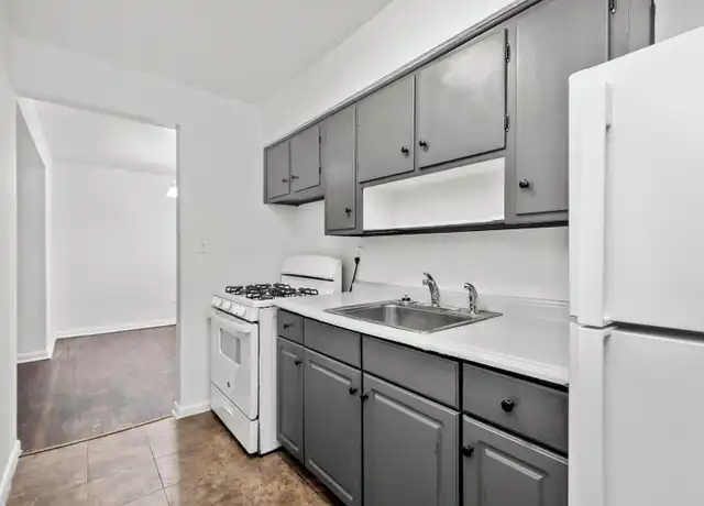 Property at 11515 Frankstown Rd Unit 4A, Pittsburgh, PA, 15235, 2 beds, 1 bath, [object Object]