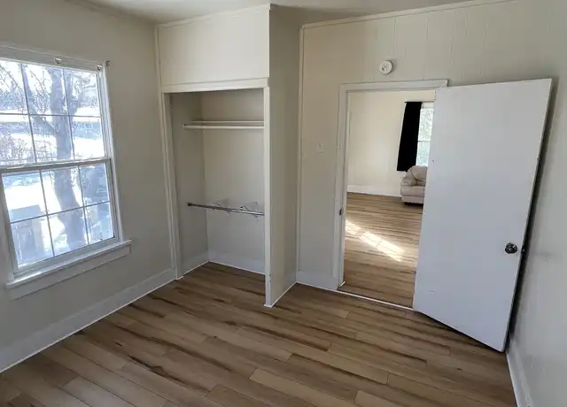 Property at 212 Butte St, Weed, CA, 96094, 3 beds, 1 bath, [object Object]