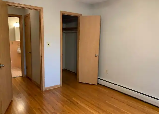 Property at 723 S Woodlawn Ave Unit 735205, St Paul, MN, 55116, 1 bed, 1 bath, [object Object]