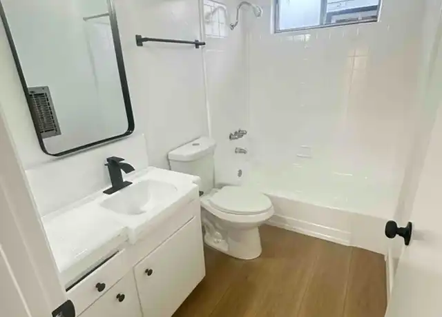 Property at 8100 Owensmouth Ave, Canoga Park, CA, 91304, 1 bed, 1 bath, [object Object]