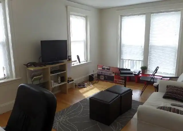 Property at 96 Maple St Unit 4, Malden, MA, 02148, 2 beds, 1 bath, [object Object]