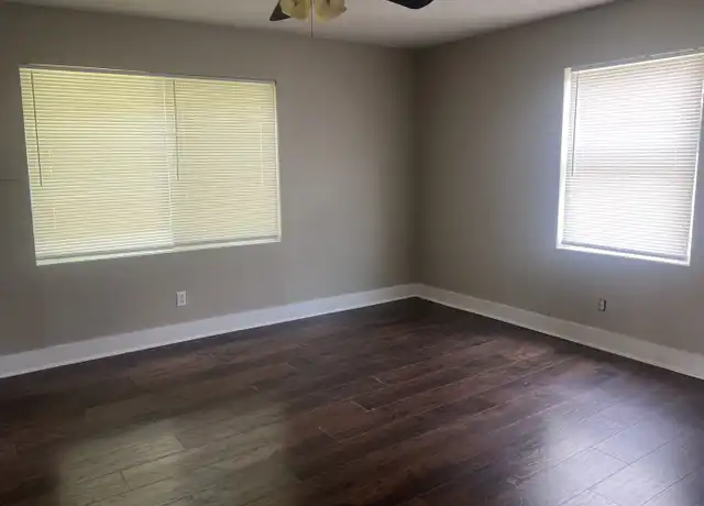 Property at 1815 S Ocoee St Unit 2, Cleveland, TN, 37311, 3 beds, 1 bath, [object Object]