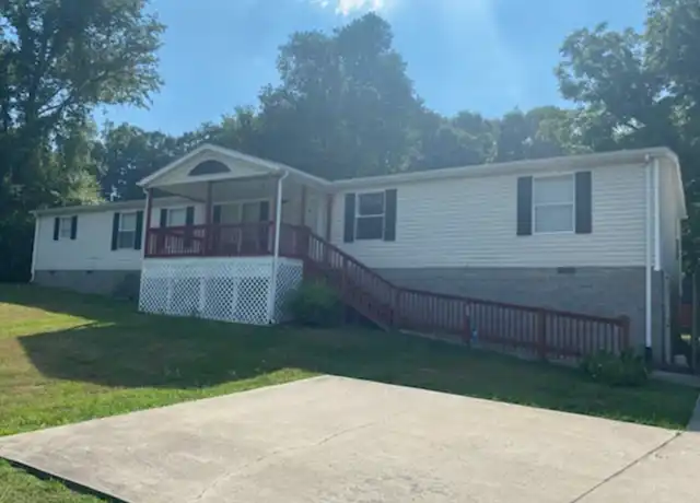 Property at 1970 Cumberland Heights Rd, Clarksville, TN, 37040, 4 beds, 2 baths, [object Object]