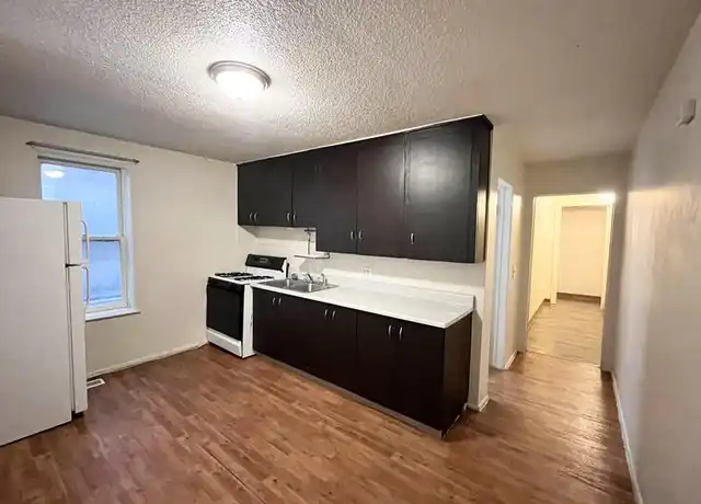 Property at 560-564 S 600 E Unit 3, Salt Lake City, UT, 84102, 1 bed, 1 bath, [object Object]