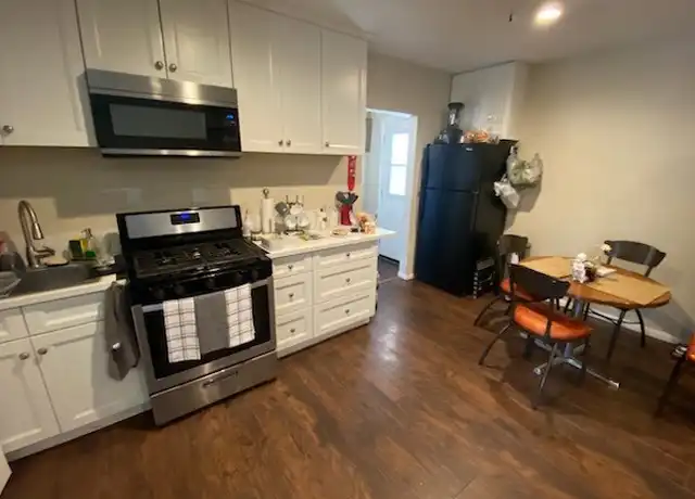 Property at 10520 Jurupa Rd, Jurupa Valley, CA, 91752, 4 beds, 2 baths, [object Object]