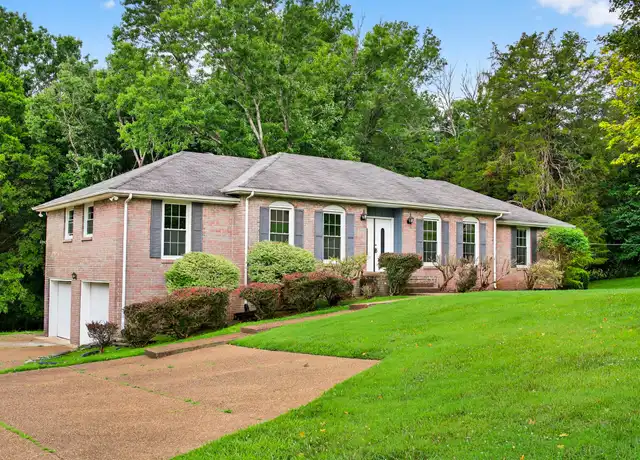 Property at 121 Caldwell Dr, Hendersonville, TN, 37075, 3 beds, 3 baths, [object Object]